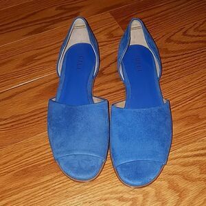 G.I.L.I. Blueflat leather shoes Sz. 6.5 NWOB